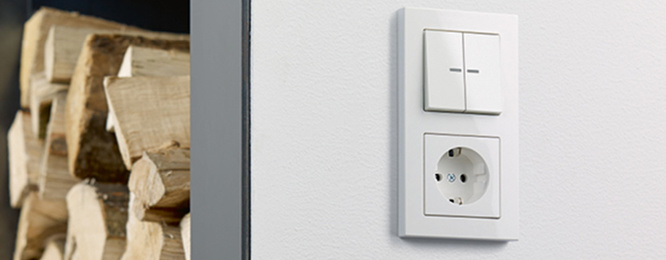 JUNG KNX Taster F 10 bei Wiegand & Schmidt in Erfurt/Azmannsdorf