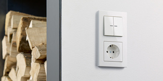JUNG KNX Taster F 10 bei Wiegand & Schmidt in Erfurt/Azmannsdorf
